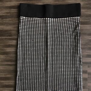 Ann Taylor black/white body con straight skirt